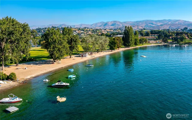 $3,500 | 1 Beach 564-m Manson Wa 98831, Manson, WA 98831