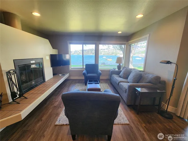 $3,500 | 1 Beach 564-m Manson Wa 98831, Manson, WA 98831