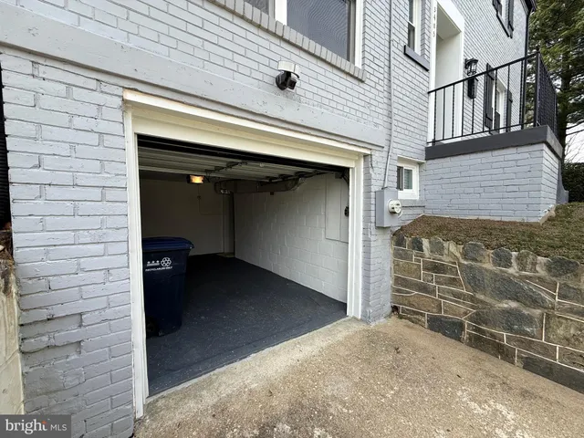 $3,500 | 3405 Carpenter Street Southeast, Washington, DC 20020