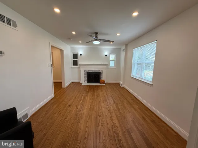 $3,500 | 3405 Carpenter Street Southeast, Washington, DC 20020