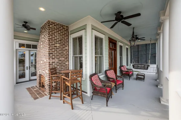 $995,000 | 203 Vandemere Street, Oriental, NC 28571