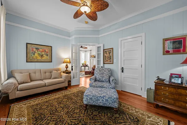 $995,000 | 203 Vandemere Street, Oriental, NC 28571