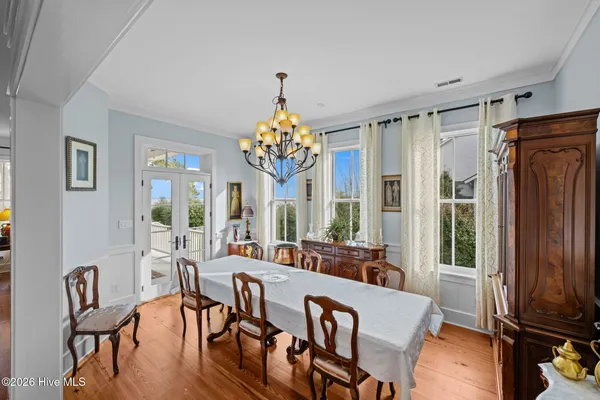 $995,000 | 203 Vandemere Street, Oriental, NC 28571