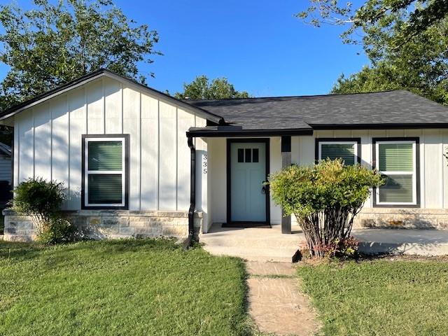 335 West Main Street Kerrville, TX 78028 - Photo 1 of 1 Main View
