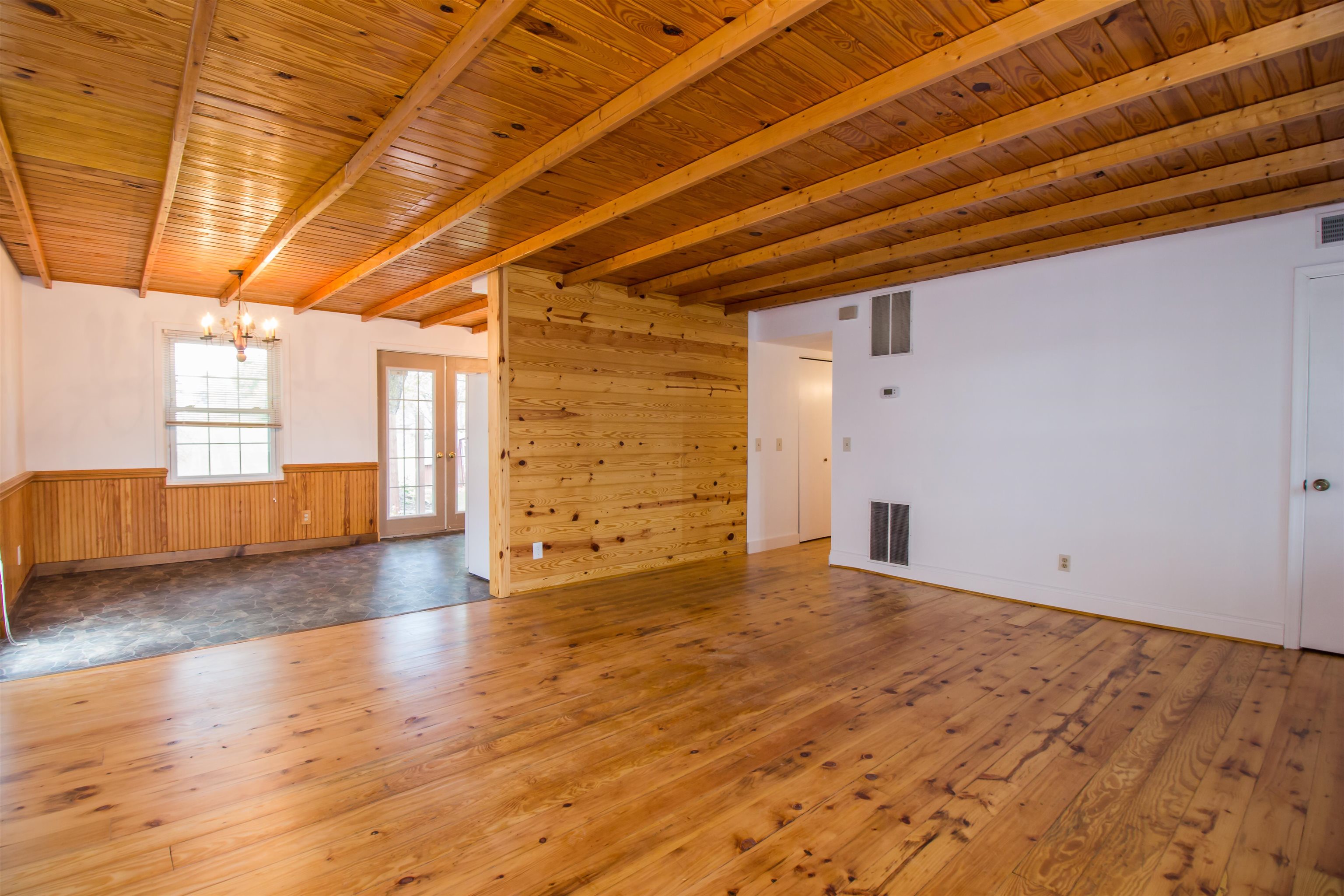 364 Ridge Court Timberville, VA 22853 - Photo 8 of 29 Gallery Image 8