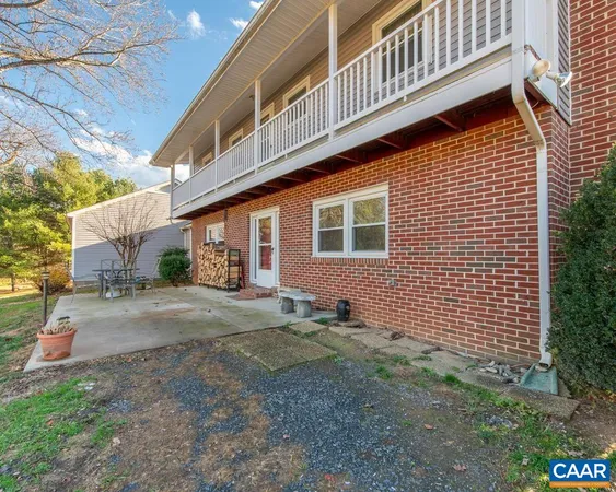 $595,000 | 3483 West River Road, Scottsville, VA 24590