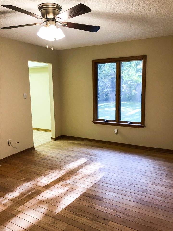 20985 Lowry Drive Fairhope, AL 36532 - Photo 11 of 23 Master Bedroom