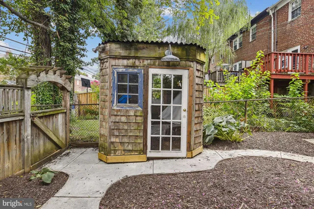 $2,800 | 116 Murdock Road, Baltimore, MD 21212