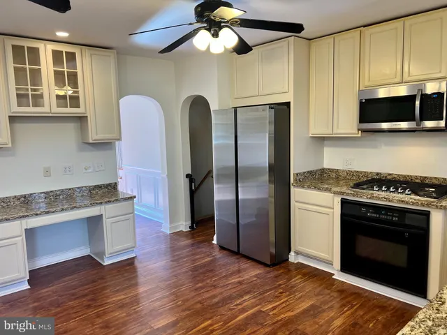 $2,800 | 116 Murdock Road, Baltimore, MD 21212