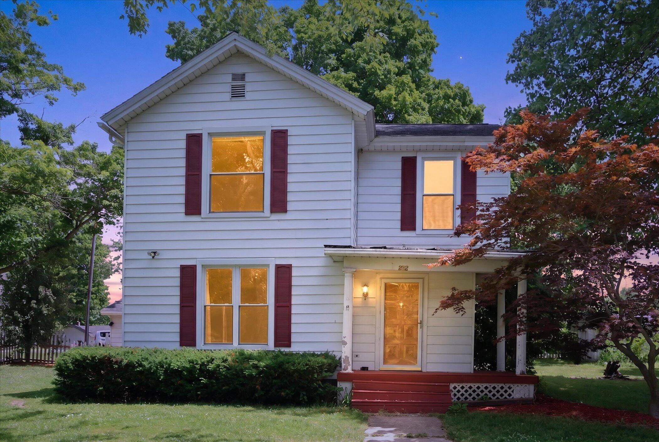 282 Liberty Street Muir, MI 48860 - Photo 1 of 34 01-282-Liberty-St-WindowStill