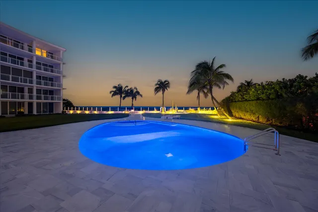 $8,000 | 1213 South Ocean Boulevard, Unit 2E, Delray Beach, FL 33483