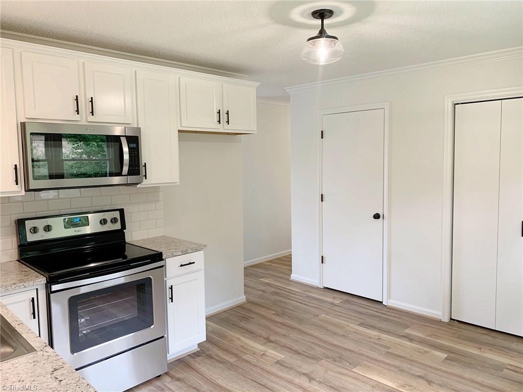 424 Early Miller Road Lexington, NC 27292 - Photo 3 of 18 Gallery Image 3