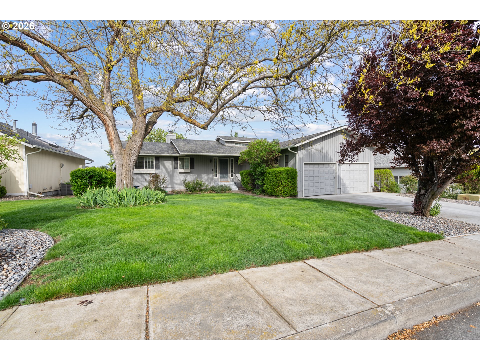 445 Northwest 21st Street Pendleton, OR 97801 - Photo 2 of 31