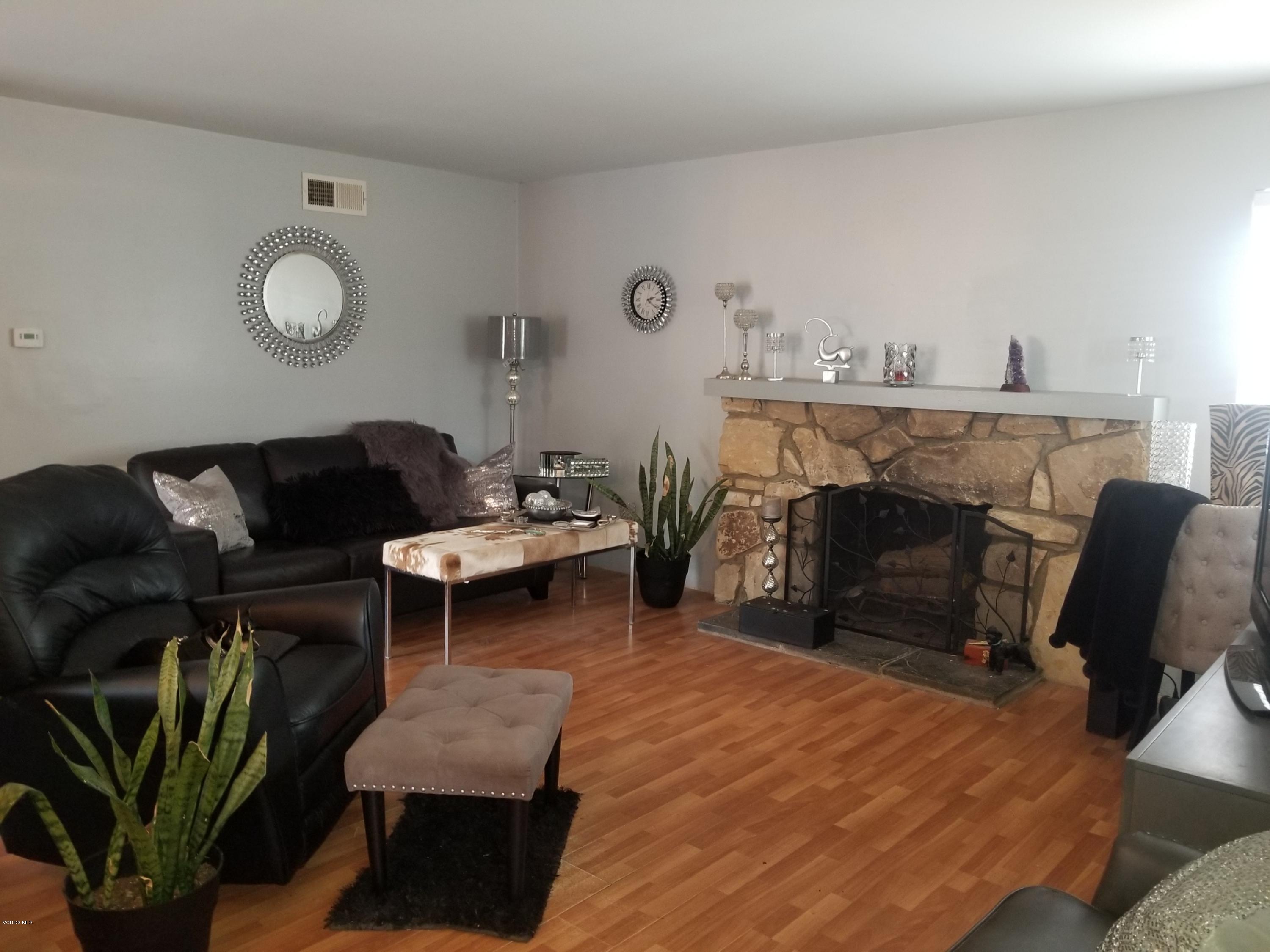 724 Erringer Road Simi Valley, CA 93065 - Photo 3 of 16 e3
