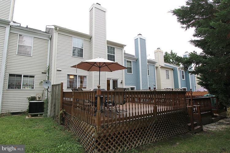 2207 Wimbledon Circle Silver Spring, MD 20906 - Photo 30 of 30 Exterior (Rear)