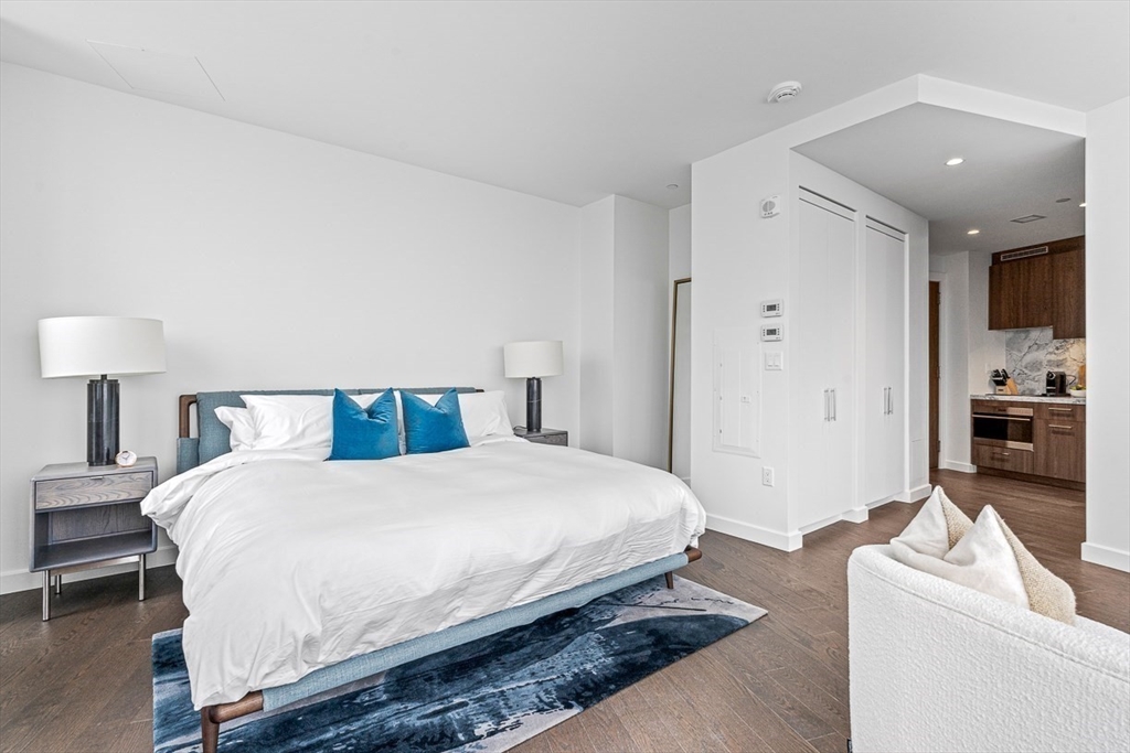 40 Trinity Place, Unit 1608 Boston, MA 02116 - Photo 10 of 39