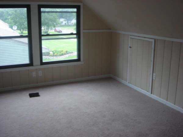 331 Sturbridge Road Columbus, OH 43228 - Photo 3 of 5 Gallery Image 3