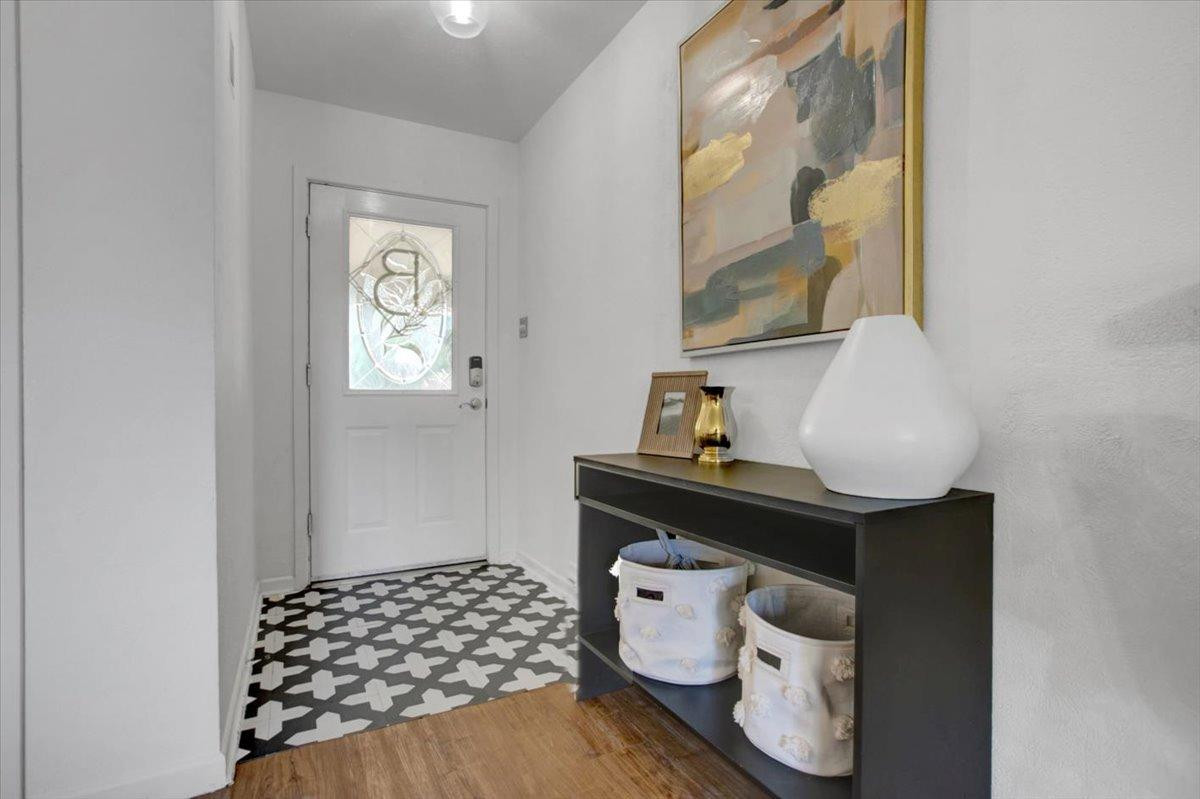 3410 55th Street Lubbock, TX 79413 - Photo 4 of 28 Photo 4