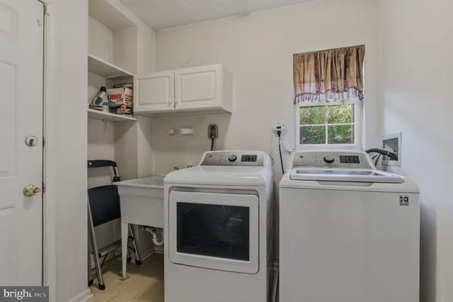 $559,900 | 17 Oakview Drive, Newark, DE 19702