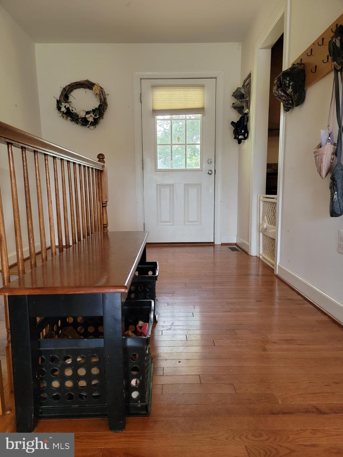 20797 Lahore Road Orange, VA 22960 - Photo 2 of 16 Foyer