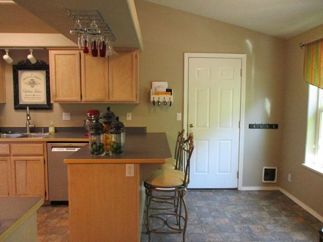 1600 West Harbeck Road Grants Pass, OR 97527 - Photo 11 of 34 IMG_0717