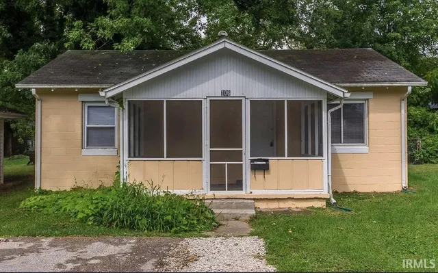 $269,900 | 106 South Roosevelt Street, Bloomington, IN 47408