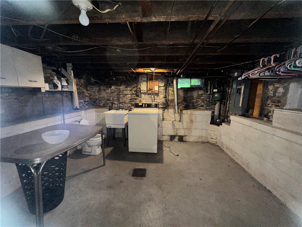 1260 Hope Hollow Road Carnegie, PA 15106 - Photo 19 of 20 Gallery Image 19