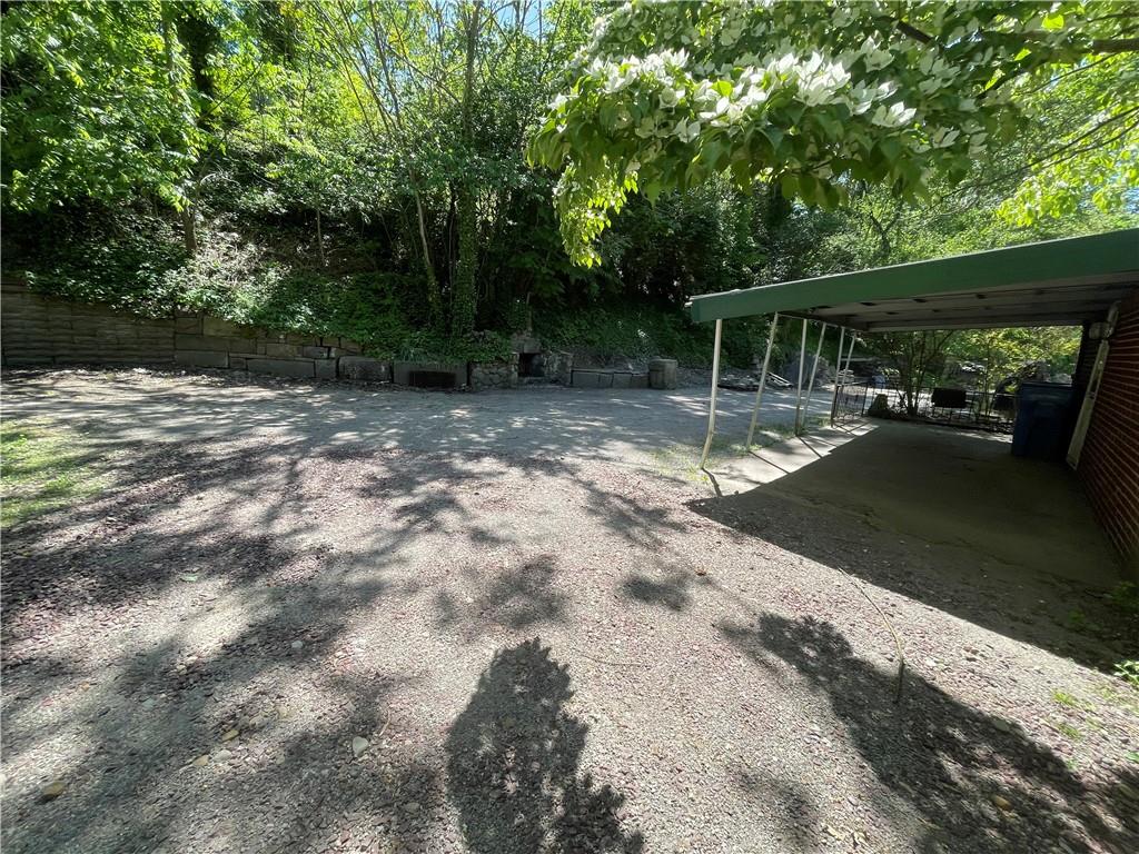 1260 Hope Hollow Road Carnegie, PA 15106 - Photo 3 of 20 Gallery Image 3