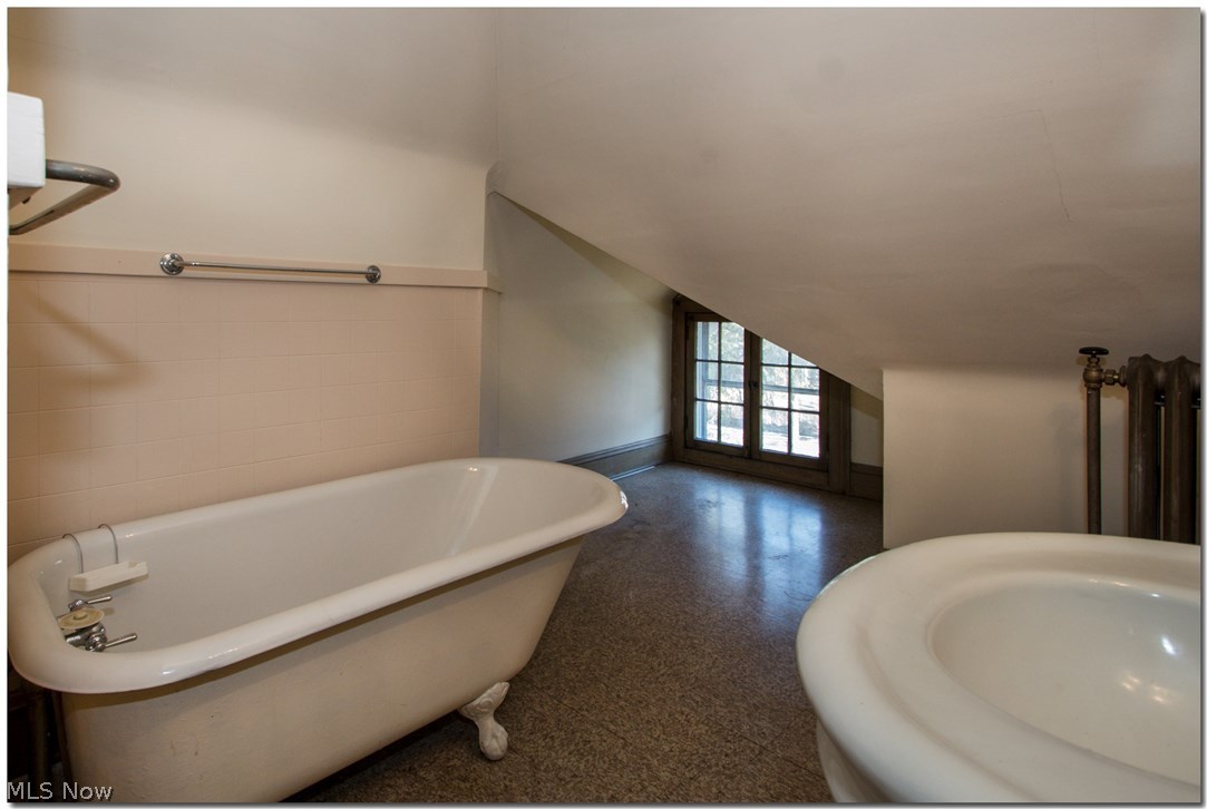 2228 Coventry Road Cleveland Heights, OH 44118 - Photo 27 of 31