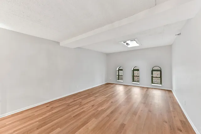 $234,900 | 270 East Highland Avenue, Unit 1011, Milwaukee, WI 53202