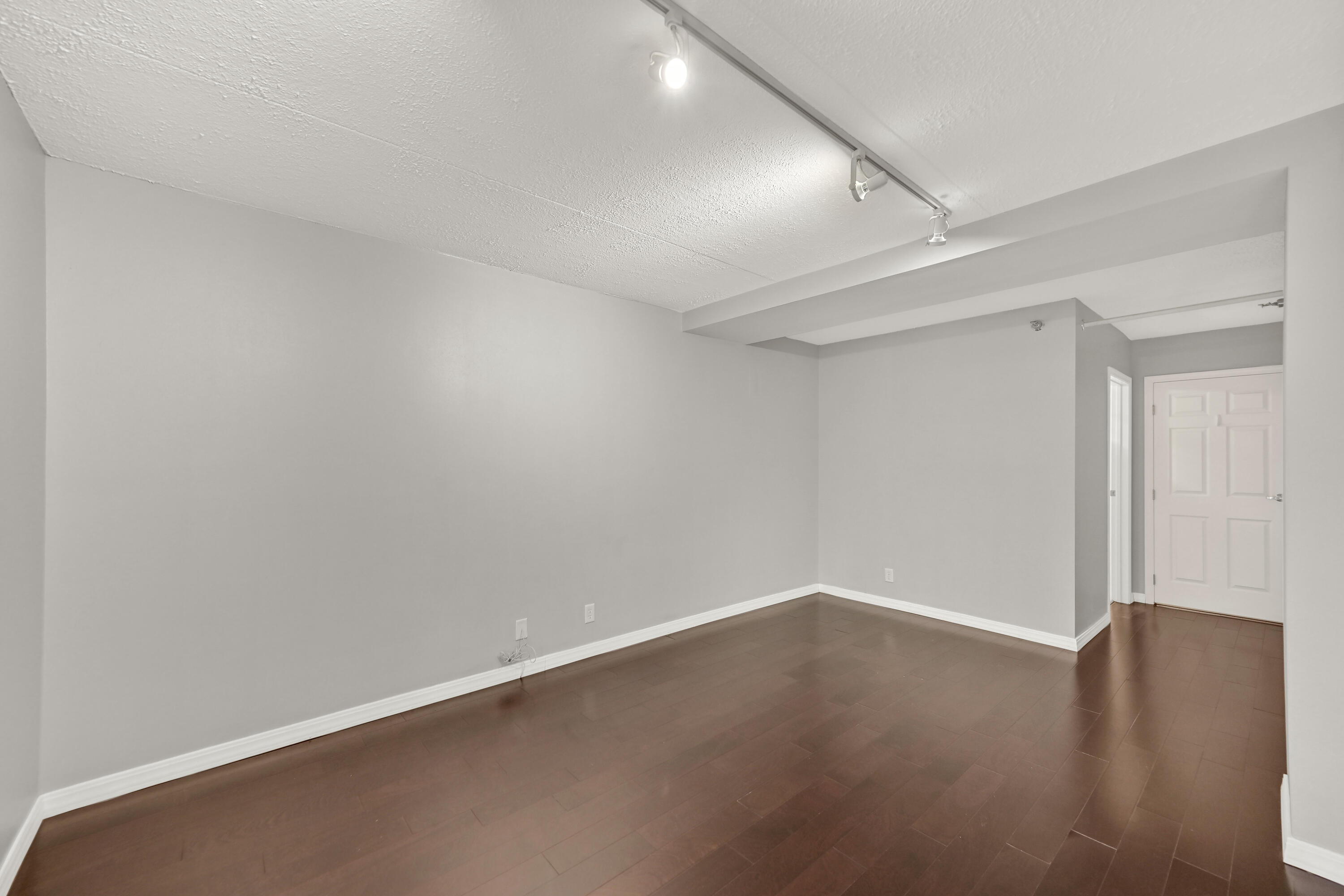 270 East Highland Avenue, Unit 1011 Milwaukee, WI 53202 - Photo 18 of 39 Freshly Painted