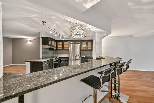 $234,900 | 270 East Highland Avenue, Unit 1011, Milwaukee, WI 53202