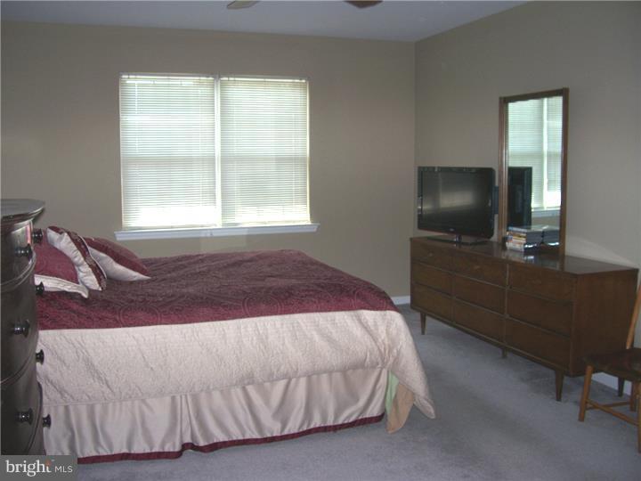 231 North View Road Fleetwood, PA 19522 - Photo 14 of 19 Bedroom - Main