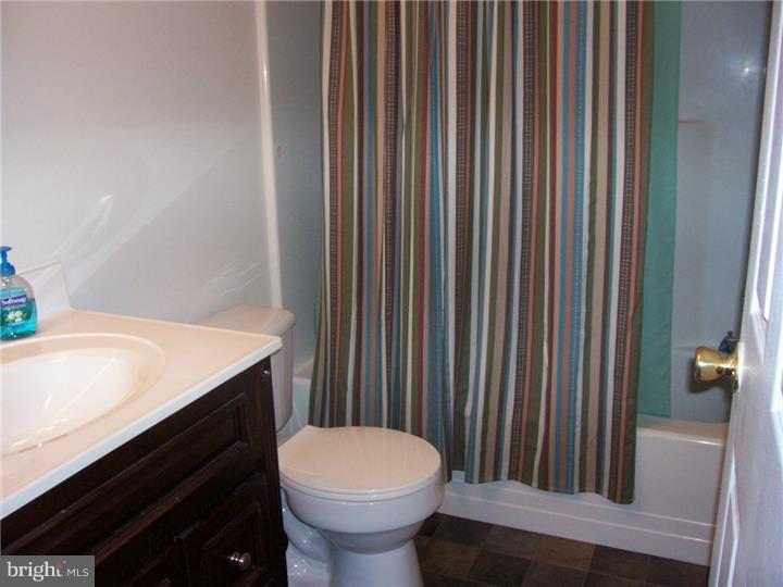 231 North View Road Fleetwood, PA 19522 - Photo 16 of 19 Bathroom