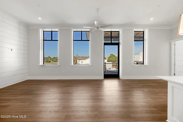 $899,000 | 805 Mulberry Street, Unit 203, Beaufort, NC 28516