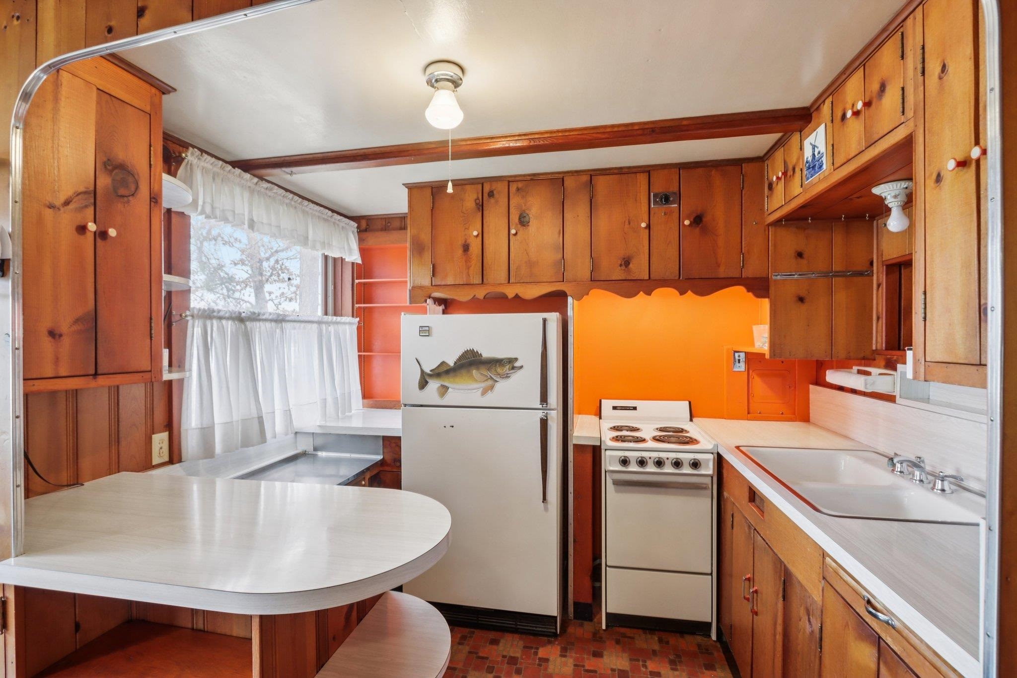 N3901 Wildcat Road Poynette, WI 53955 - Photo 14 of 57