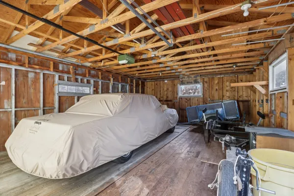 $425,000 | N3901 Wildcat Road, Poynette, WI 53955