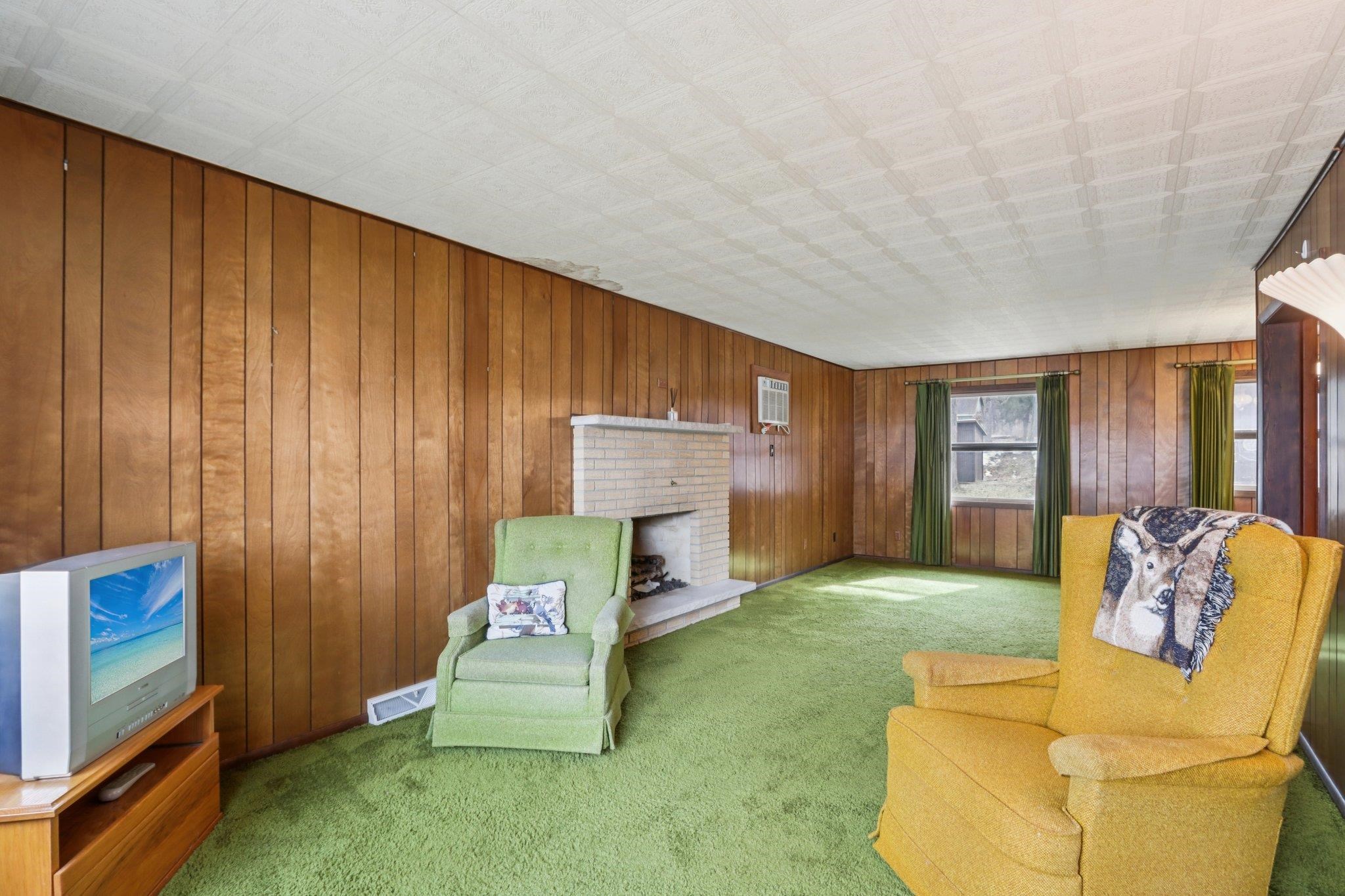 N3901 Wildcat Road Poynette, WI 53955 - Photo 4 of 57