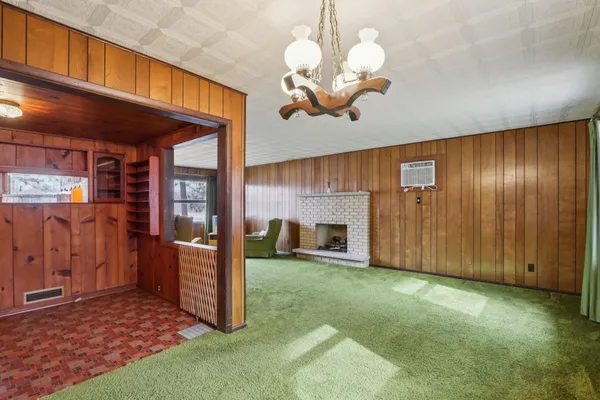 $425,000 | N3901 Wildcat Road, Poynette, WI 53955