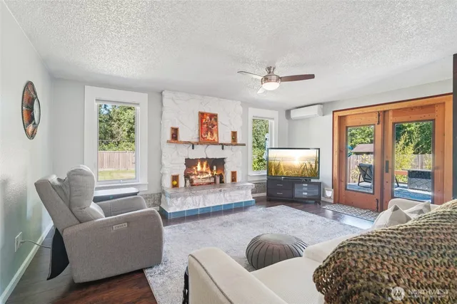 $670,000 | 1202 Eleanor Court, Steilacoom, WA 98388