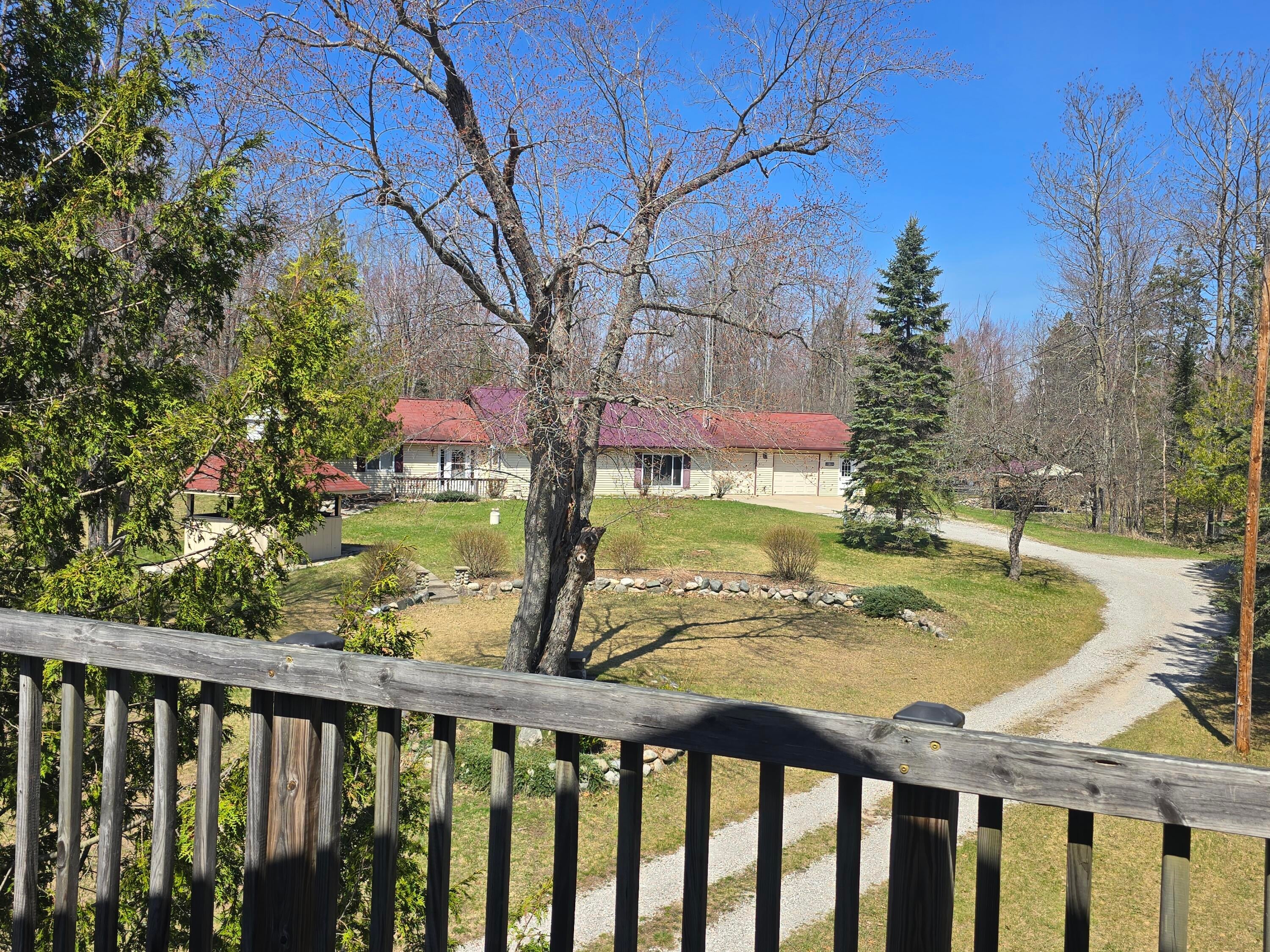 3625 Weaver Road Comins, MI 48619 - Photo 89 of 112 20260423_130752