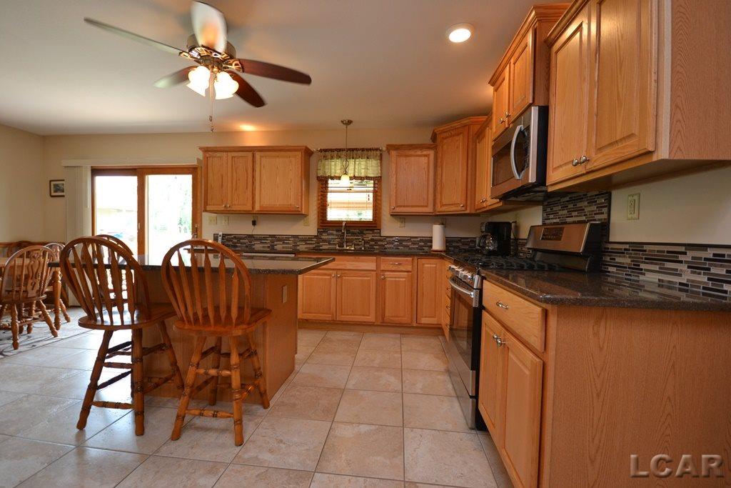 7910 East Monroe Road Tecumseh, MI 49286 - Photo 12 of 69 31353950-11.JPG