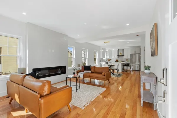 $1,545,000 | 9 Harriet Avenue, Unit 1, Belmont, MA 02478