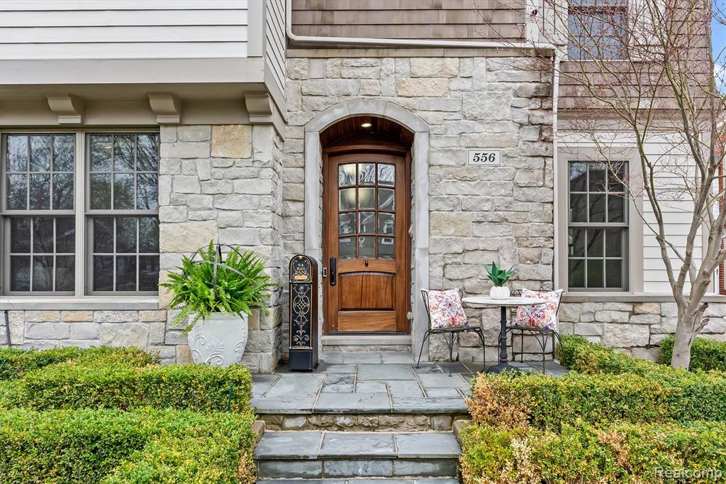 556 Ridgedale Avenue Birmingham, MI 48009 - Photo 2 of 39 Gallery Image 2