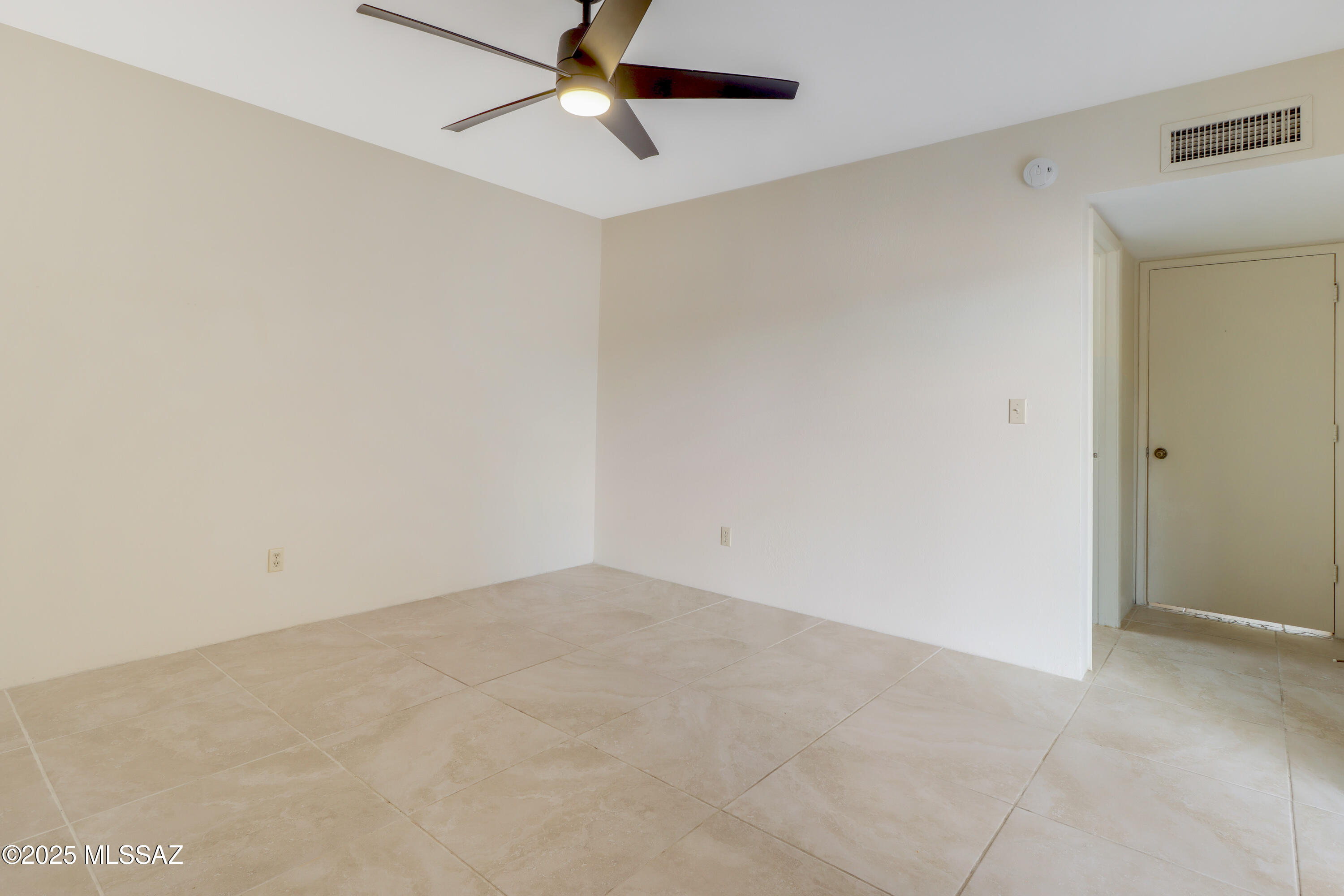 4223 East Presidio Road Tucson, AZ 85712 - Photo 14 of 32 Gallery Image 14