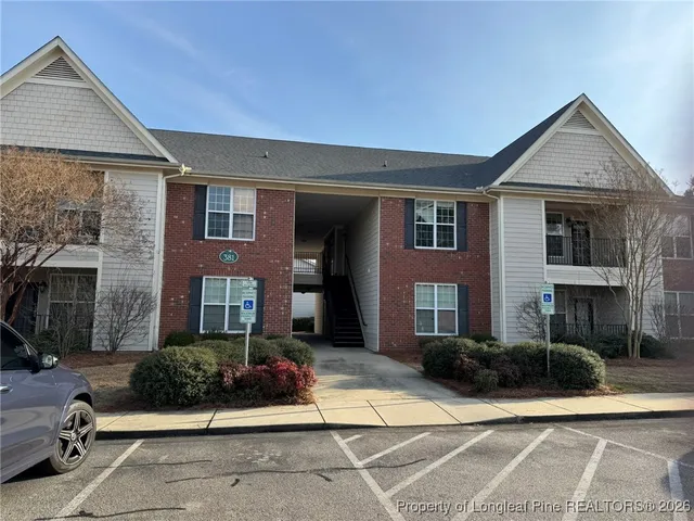 $1,500 | 381 Gallery Drive, Spring Lake, NC 28390