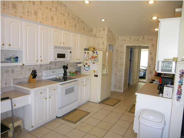 1505 Brixton Road Evansville, IN 47710 - Photo 4 of 10 Gallery Image 4