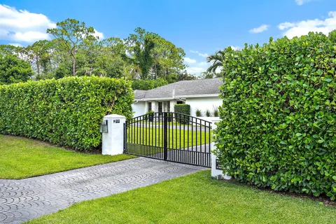 $2,295,000 | 14039 Greentree Trail, Wellington, FL 33414