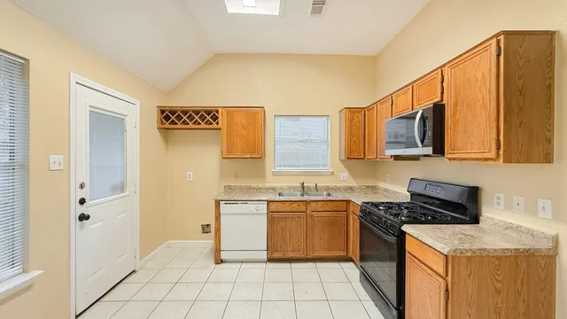 $1,950 | 17326 Harmony Hill Drive, Spring, TX 77379