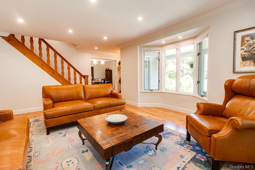 22 Braemer Road Setauket, NY 11733 - Photo 13 of 45